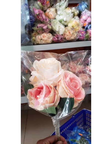 Fleur artificielle - 2000